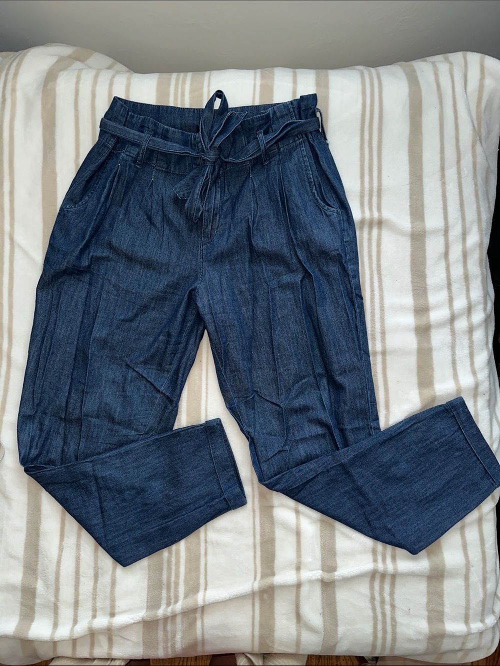 D. Jeans High Waisted Tie Waist Cotton Jeans